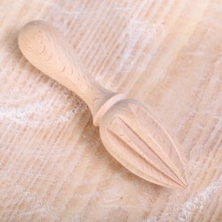 Wooden lemon squeezer