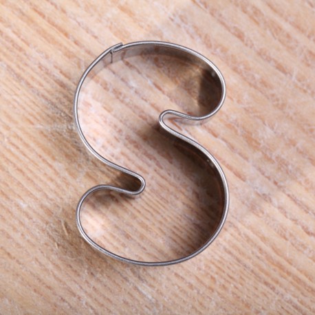 Cookie cutter - S Shape