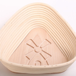 Cane & wood banneton - 750g Triangular Windmill
