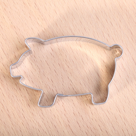 Cookie cutter little pig