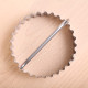 Stainless steel round fluted cutter with handle - Ø 10 cm / 3.9 inches