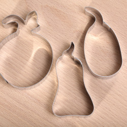 XL Cutter Apple with stem - 2 pieces