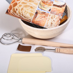Broodbakker Set - Rond rijsmandje - met de originele WKB lame!