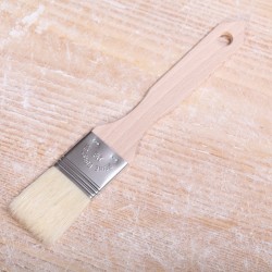 Pastry brush with beechwood handle medium - 4cm