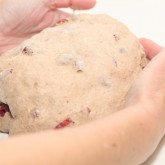 Old friends raisin bread - Shaping a boule / ball