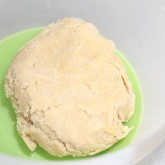 Making shortcrust pastry