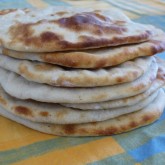 Mia - Sourdough pita