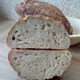 Nicoleta Badiu - Pain rustique with added seeds