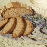 Laura Cardellino - Wholemeal bread with sourdough, honey and lavender