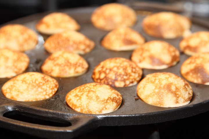 Dutch poffertjes