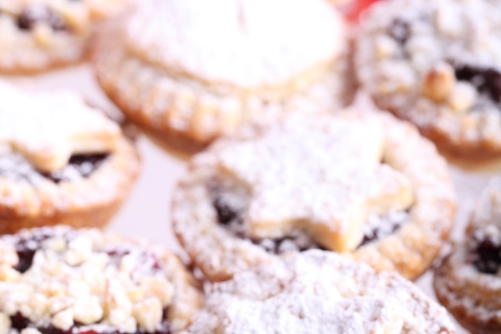 Mini Mincemeat Pies - the perfect classic Christmas sweet treat!